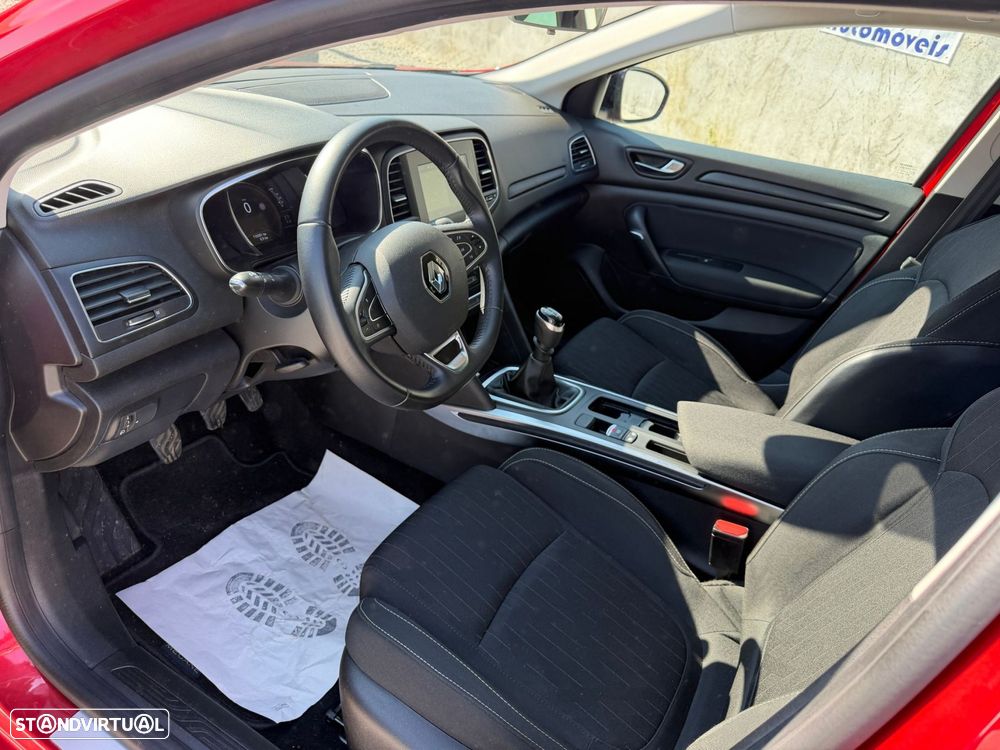 Renault Mégane 1.5 Blue dCi Limited J17 - 8