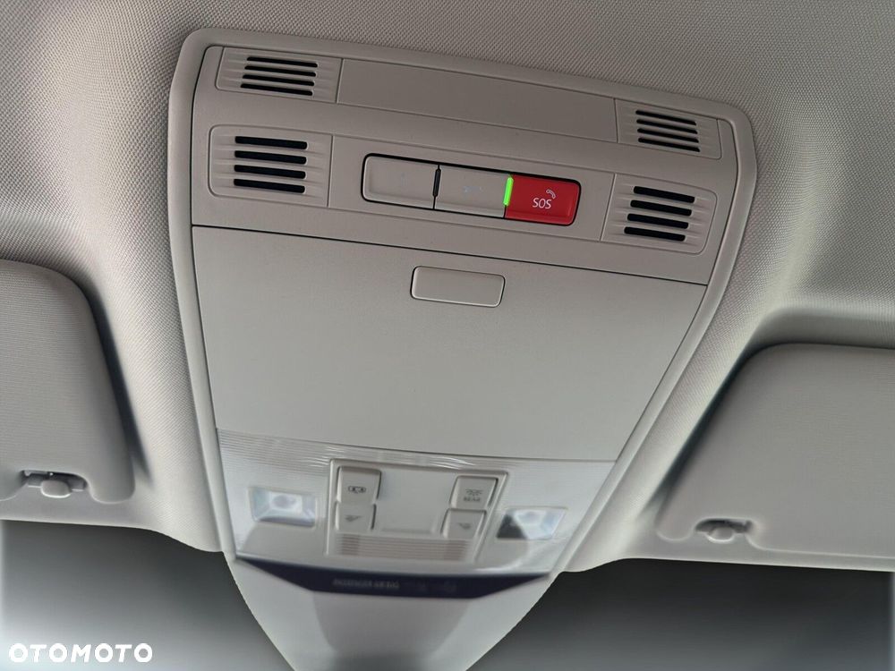 Volkswagen Passat 1.5 TSI EVO Business DSG - 33