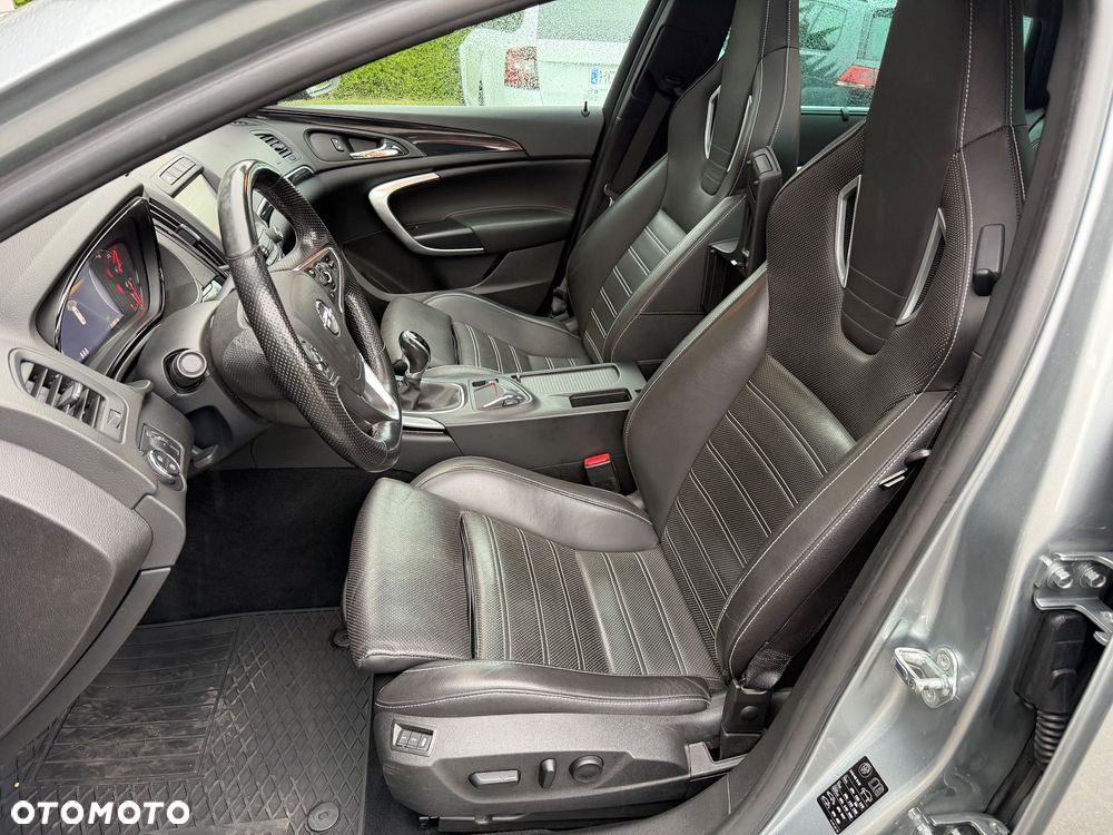 Opel Insignia - 22