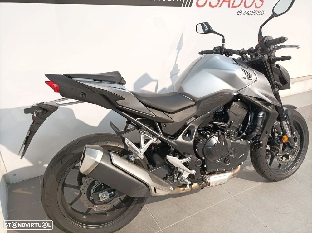 Honda CB 750 HORNET - 3