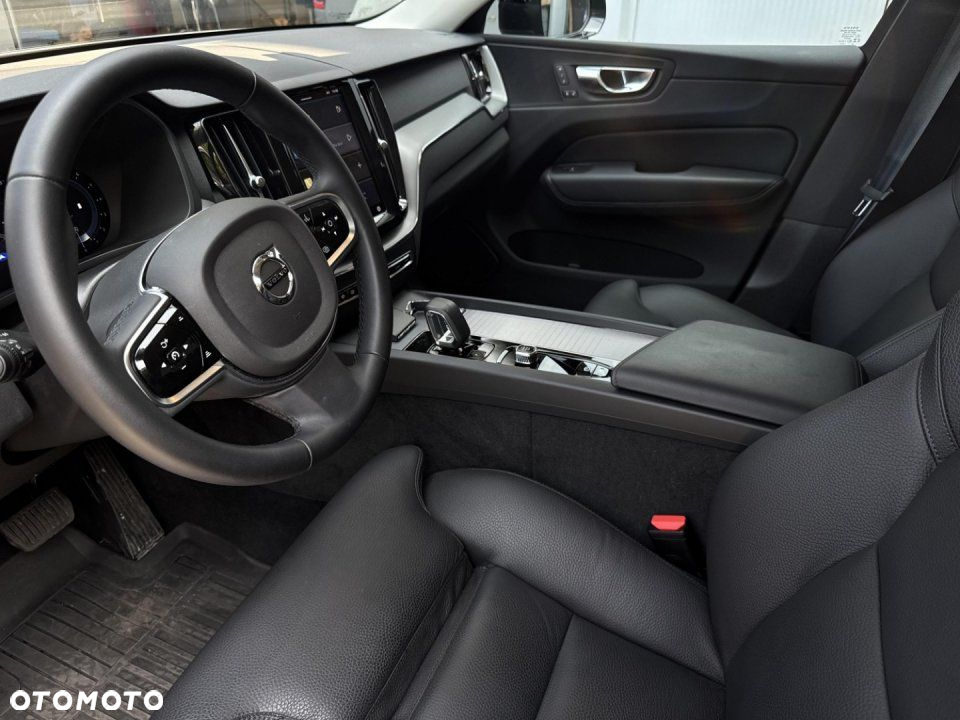 Volvo XC 60 - 8