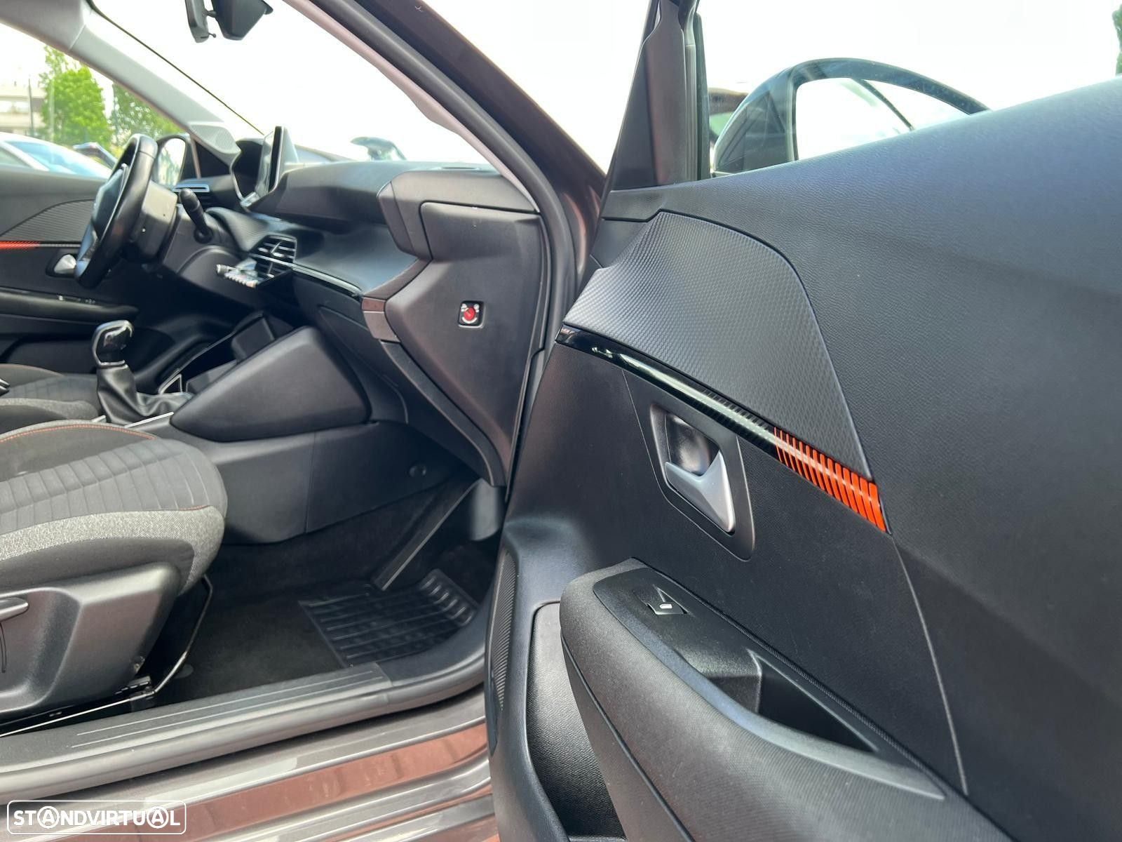 Peugeot 208 1.2 PureTech Active Pack - 6