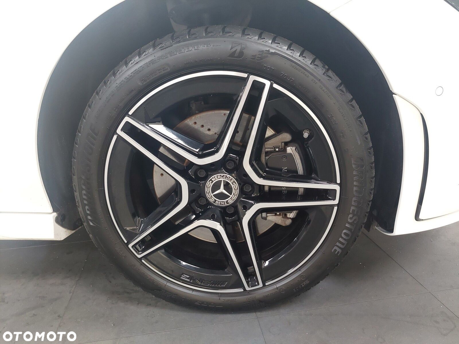 Mercedes-Benz CLA - 9