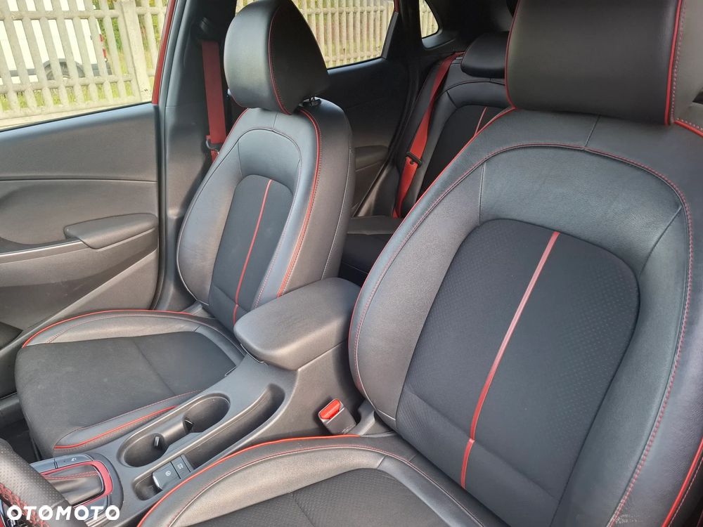 Hyundai Kona 1.6 GDI Hybrid Platinum DCT - 26