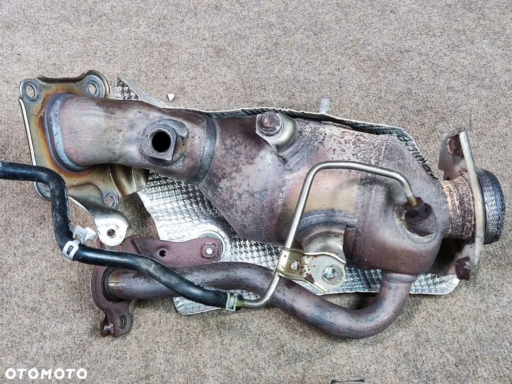 TOYOTA YARIS 1.5h 19-24r Katalizator - 4