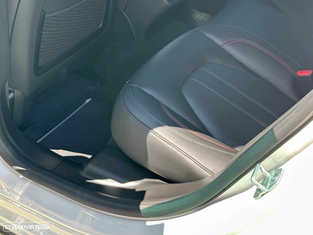 Maserati Ghibli - 19