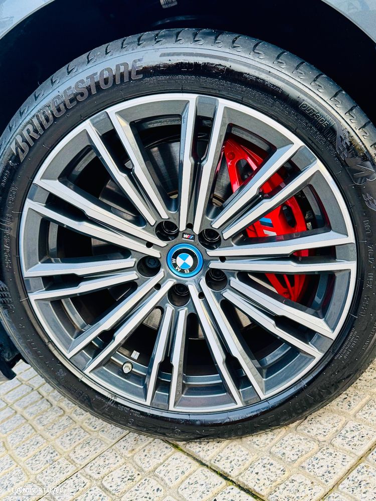 BMW 320 e Aut. M Sport - 8