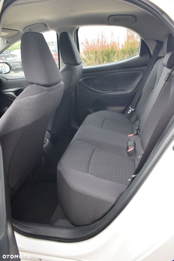 Toyota Yaris 1.5 Comfort CVT - 10