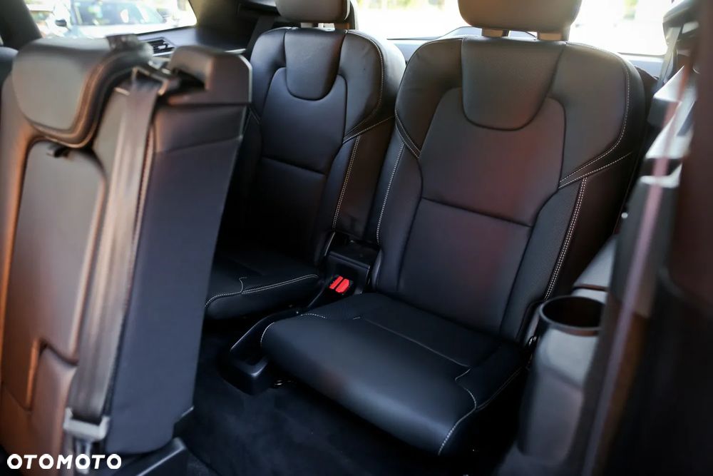 Volvo XC 90 B5 D AWD Geartronic RDesign - 22