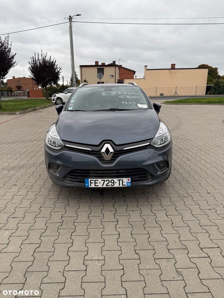 Renault Clio - 2
