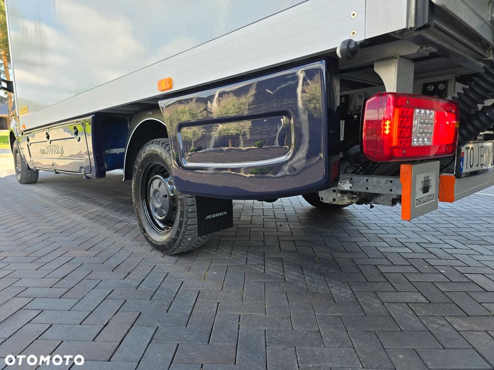 Mercedes-Benz SPRINTER 319 3.0 CDI KONTENER 4,28cmDługi 2,29cmSzero 2,24cmWysok + WINDA 750Kg 42Tyś km SERWIS DO OSTATNIEGO Km ASO MERCEDES-BENZ SALON PL STAN NOWY NOWY NOWY FABRYCZNA GWARANCJA - 24