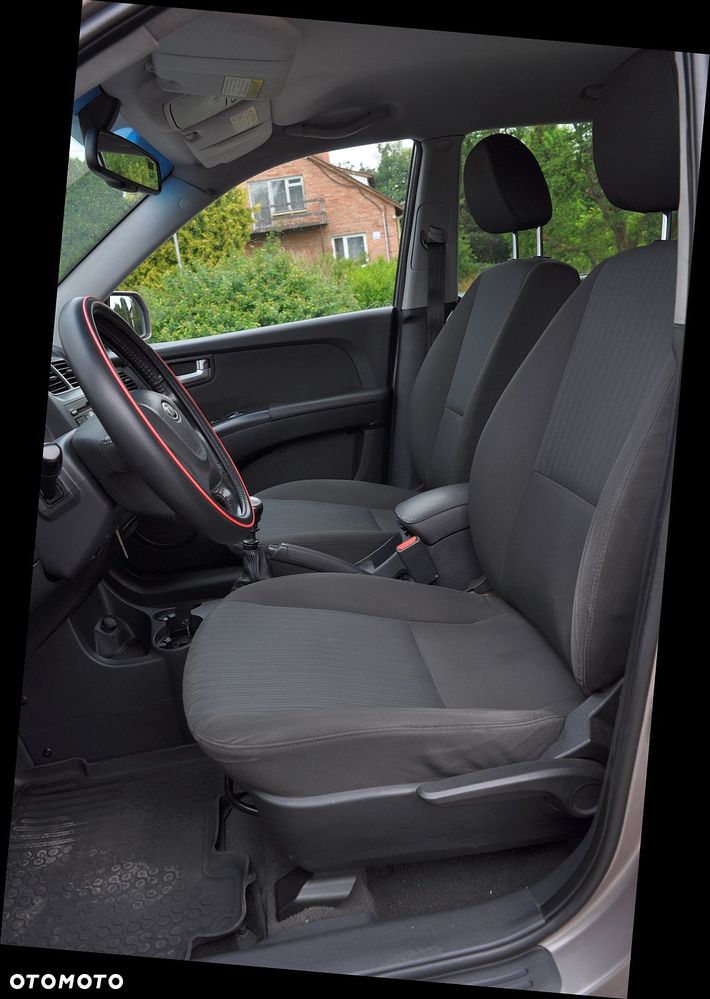 Kia Sportage 2.0 d Freedom 2WD - 20