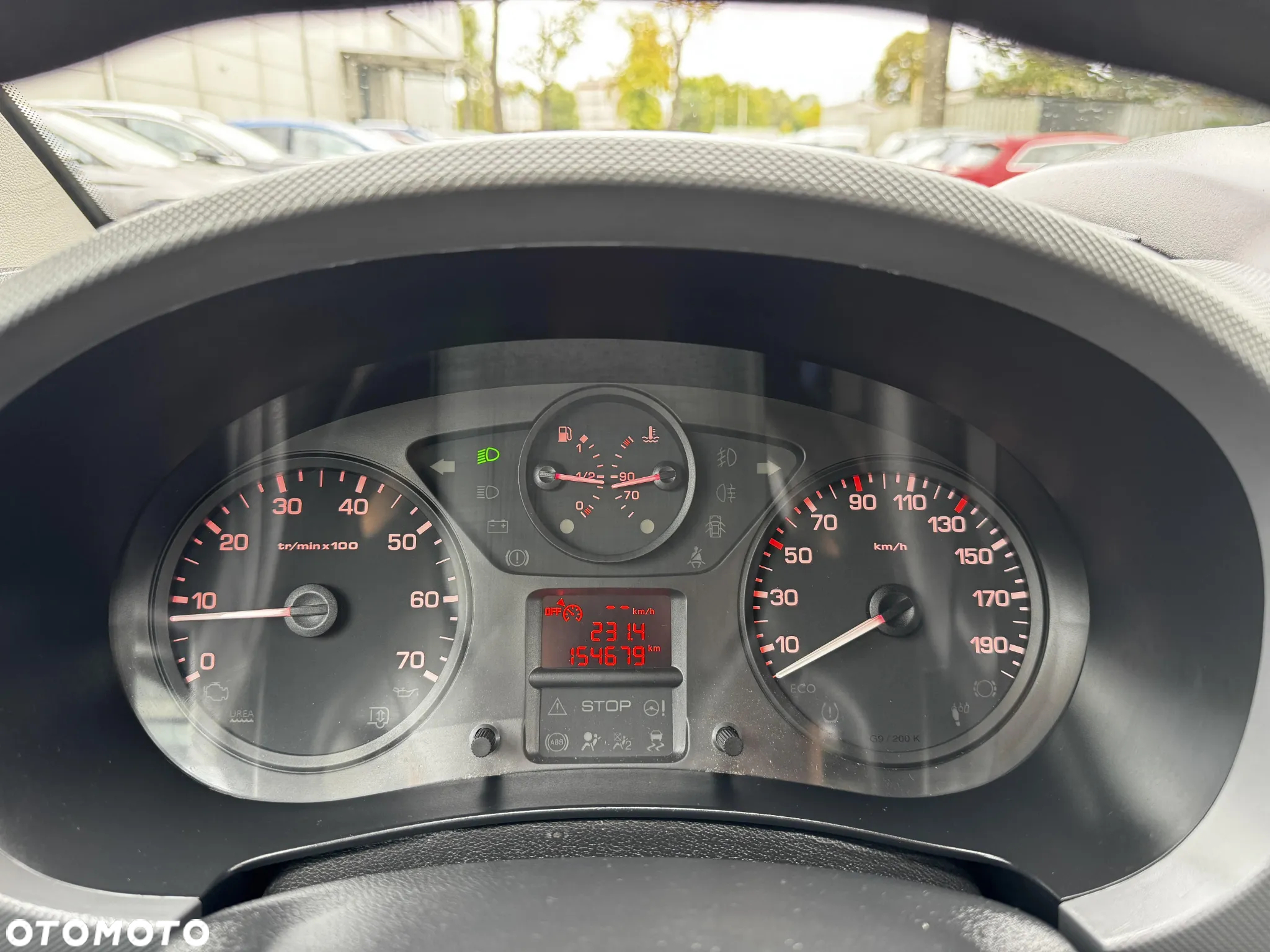 Peugeot Partner - 8