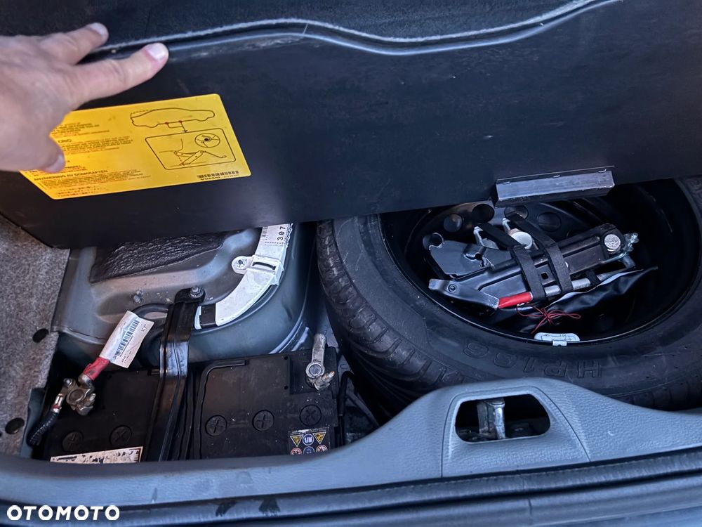 Volvo S60 2.4D Momentum - 9