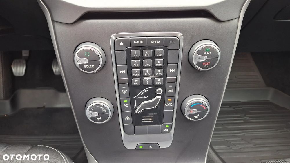 Volvo V40 D2 Kinetic - 39