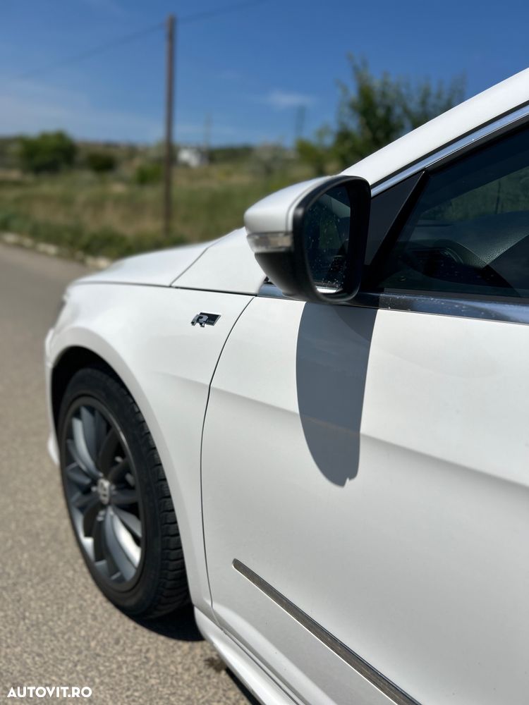 Volkswagen Passat 2.0TDI Highline DPF 4Motion - 3