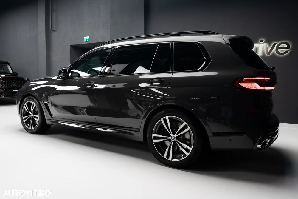 BMW X7 M60i xDrive - 37