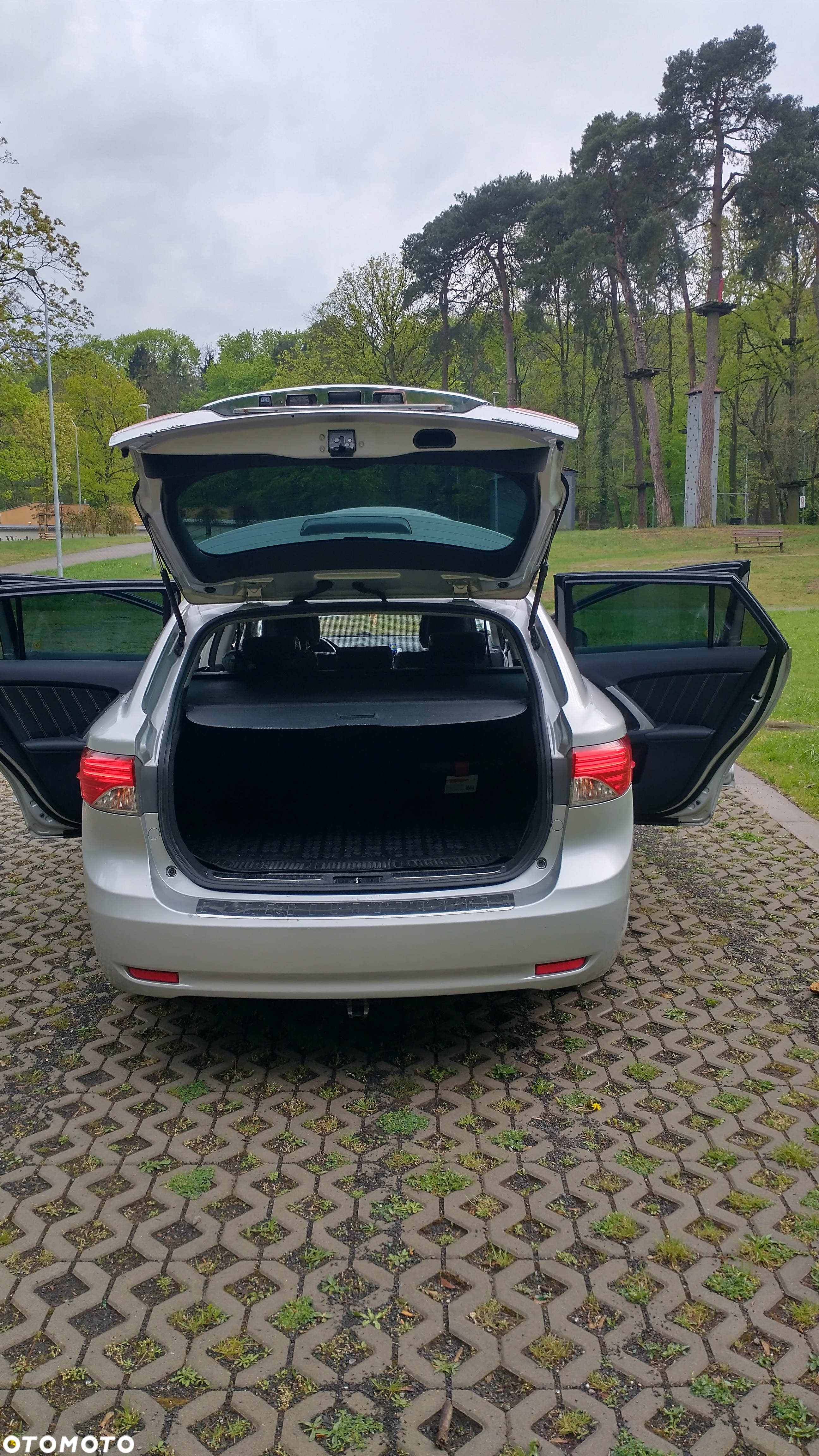 Toyota Avensis 2.0 D-4D Luna - 12