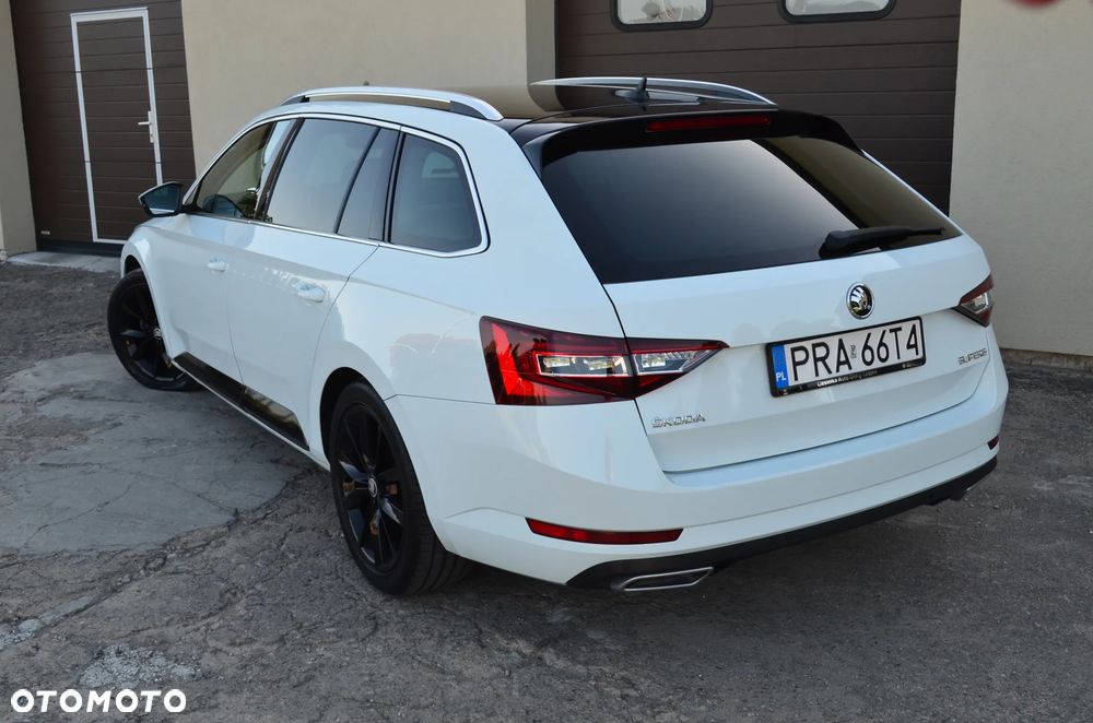 Skoda Superb 2.0 TDI DSG Style - 4