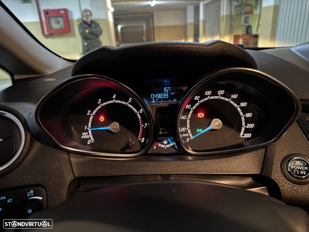 Ford Fiesta 1.0 EcoBoost Titanium - 13