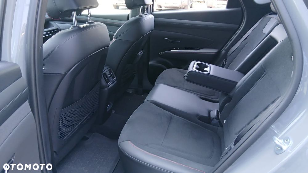 Hyundai Tucson 1.6 T-GDi PHEV N-Line 4WD - 24