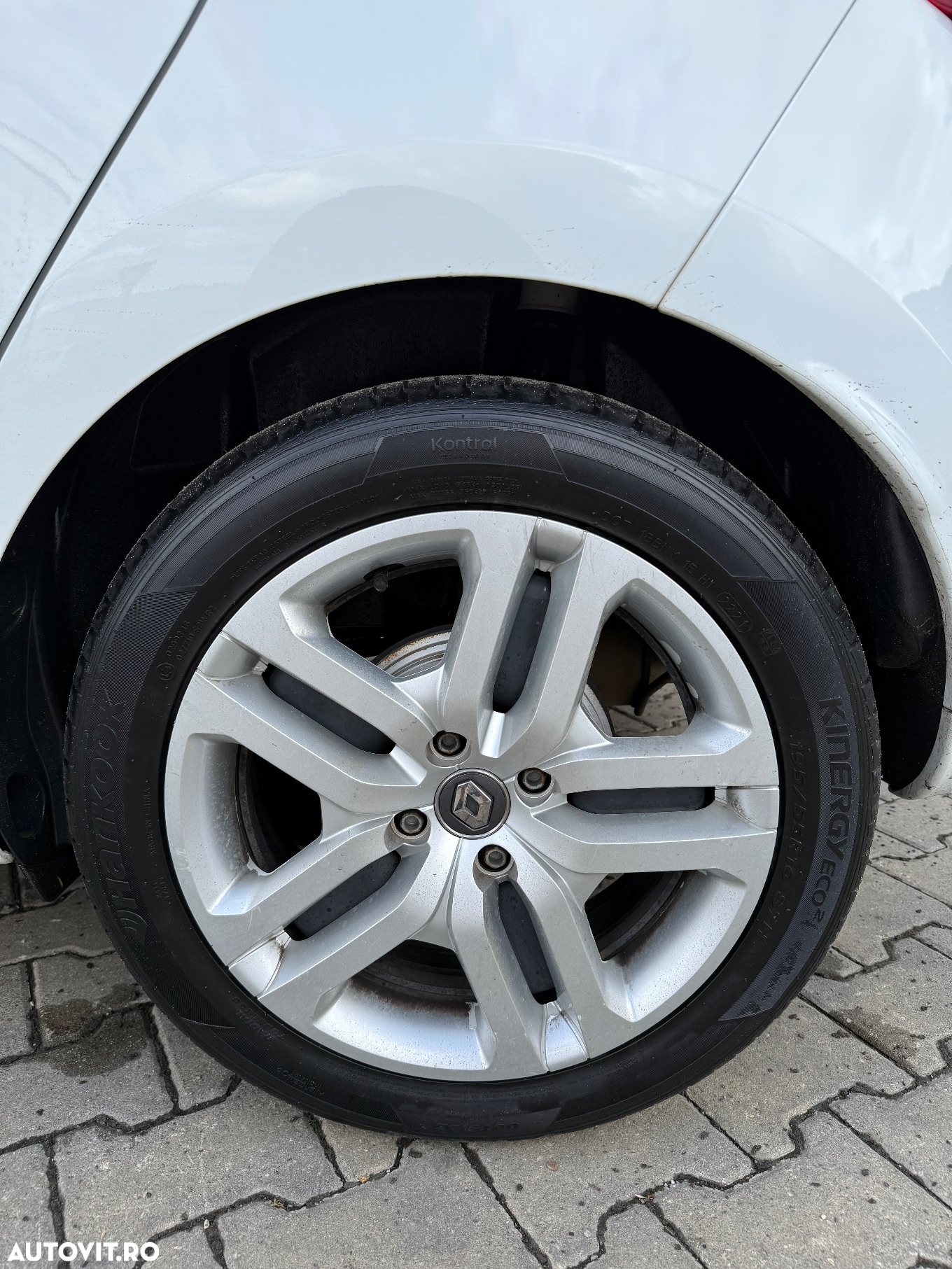 Renault Clio IV Energy dCi Zen - 8