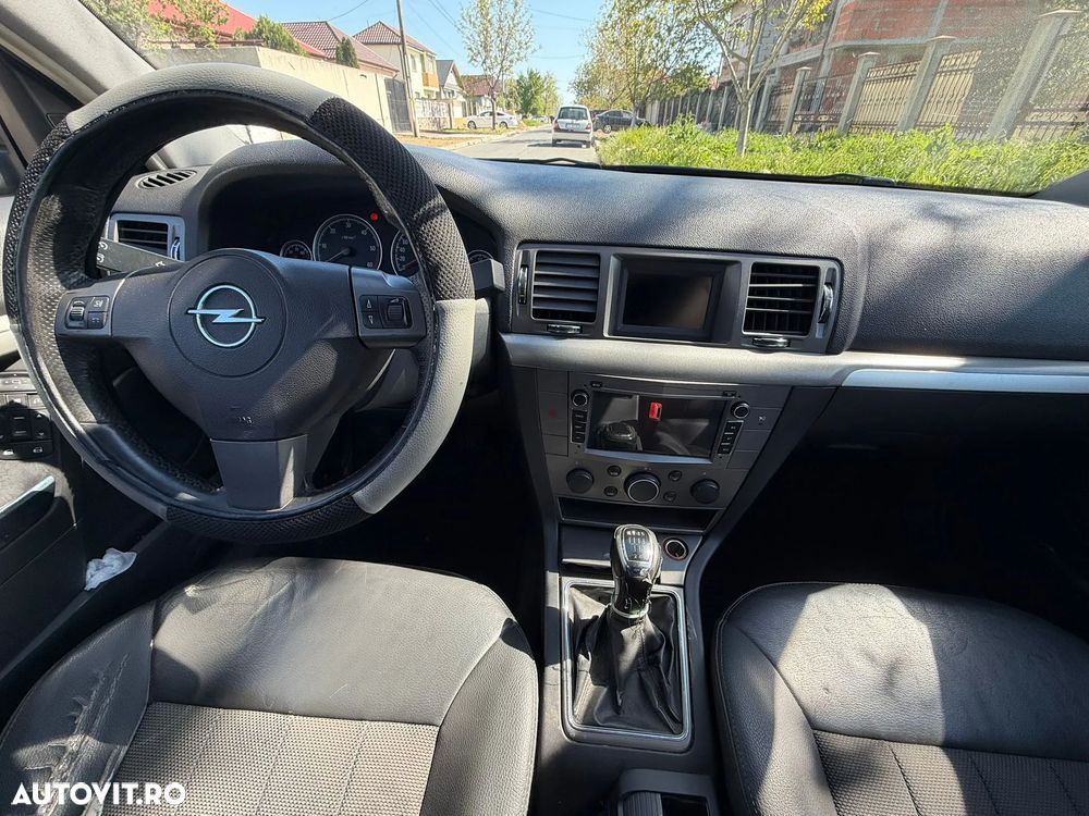 Opel Vectra 1.9 CDTI Essentia - 7