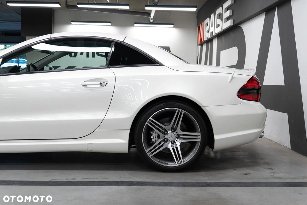 Mercedes-Benz SL 63 AMG - 5
