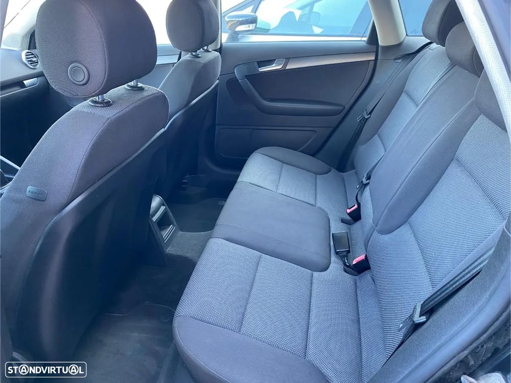 Audi A3 Sportback 1.6 TDI Attraction - 11