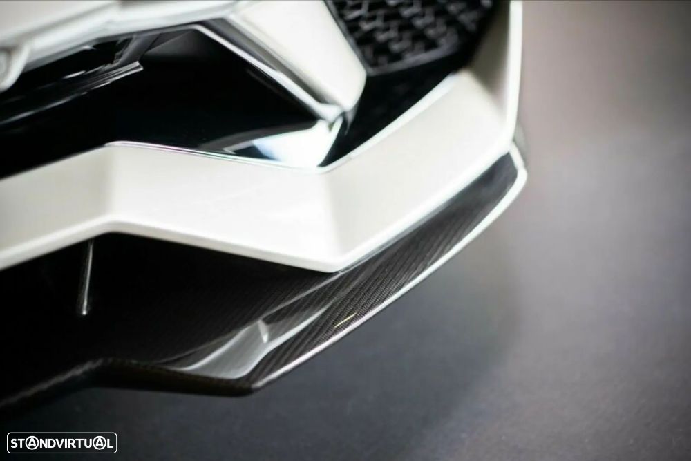 Lamborghini Aventador LP 750-4 Superveloce - 9