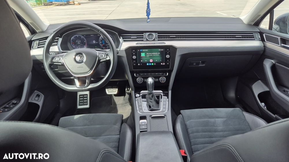 Volkswagen Passat 2.0 TDI DSG Highline - 22