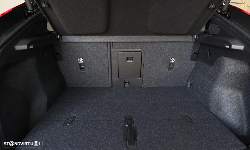 Volvo C40 Recharge Twin First Edition - 17