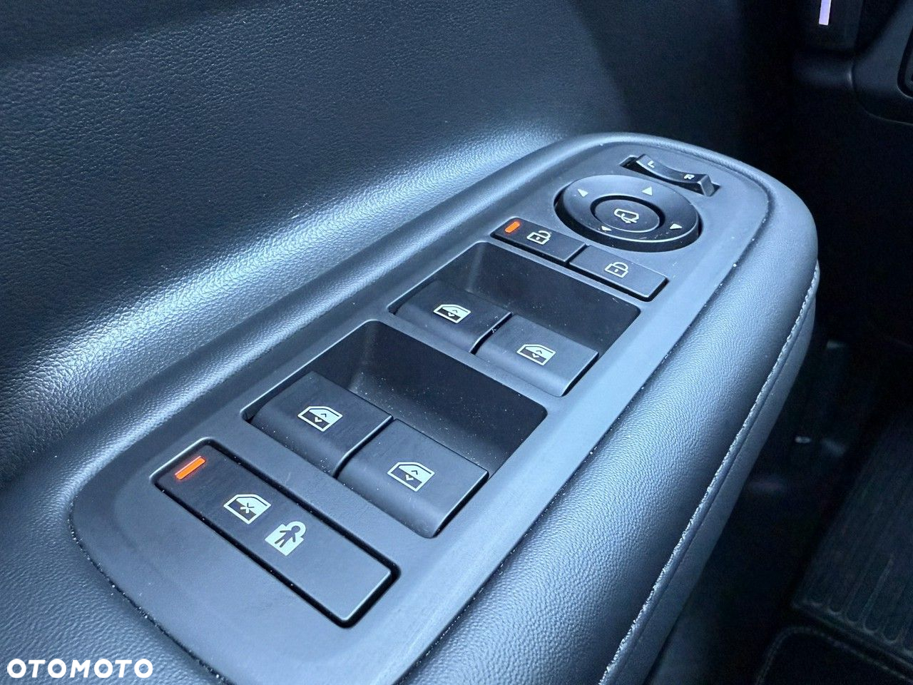 Hyundai Santa Fe - 24