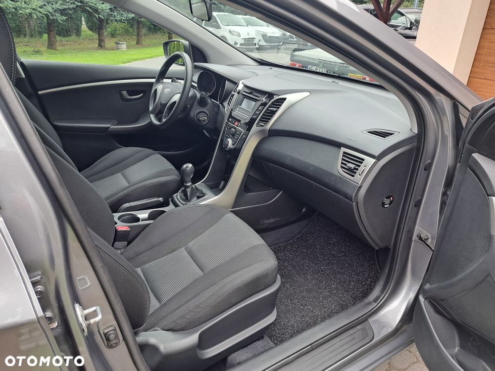 Hyundai i30 1.4 Advantage - 9
