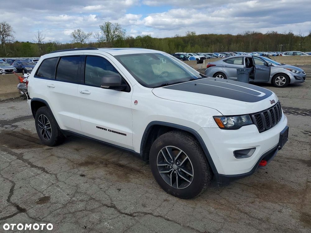Jeep Grand Cherokee - 5