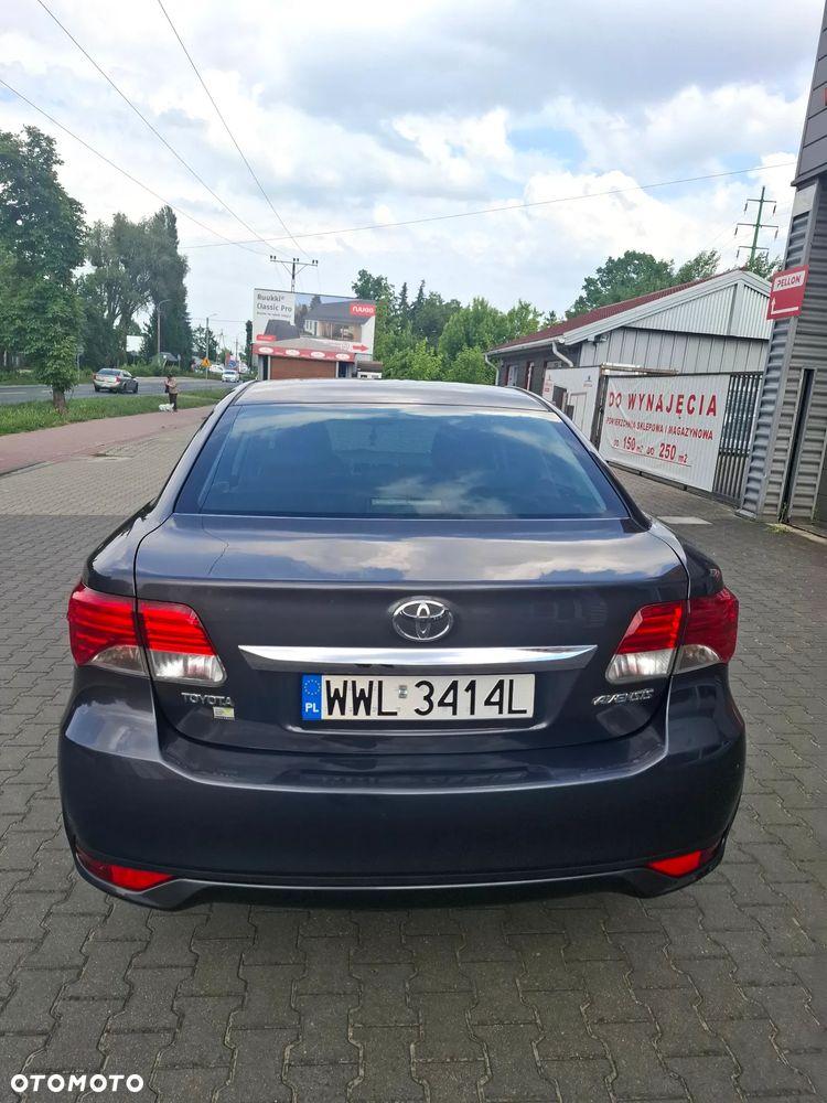 Toyota Avensis 1.8 Premium - 6