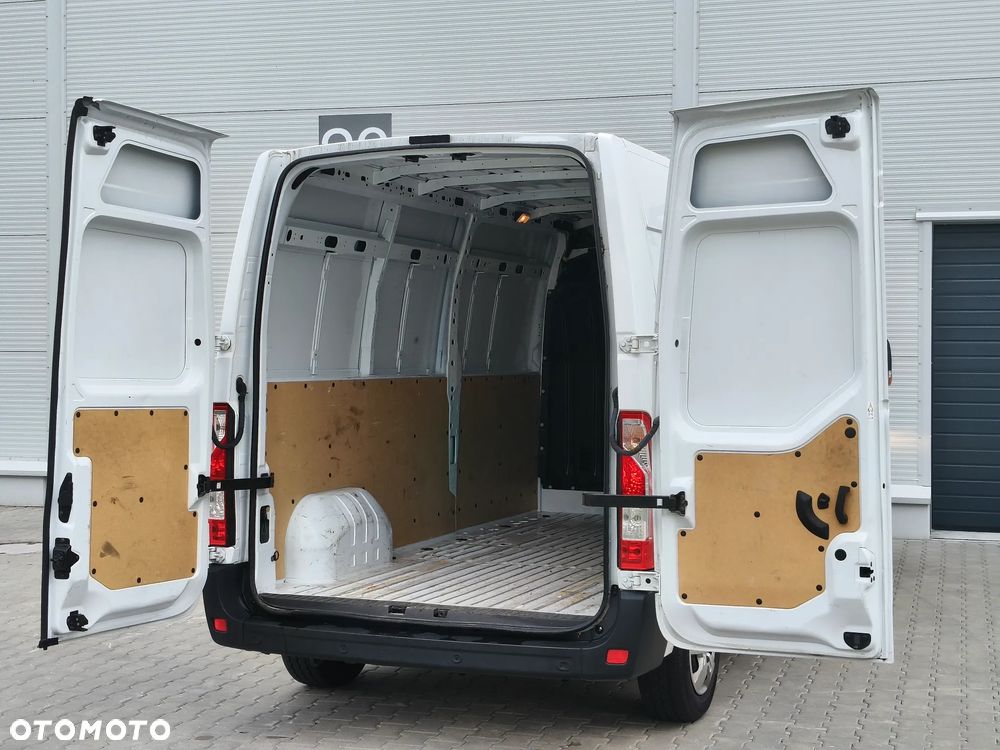 Renault Nissan Interstar to samo co Master/Movano L3H2 FV23% - 24