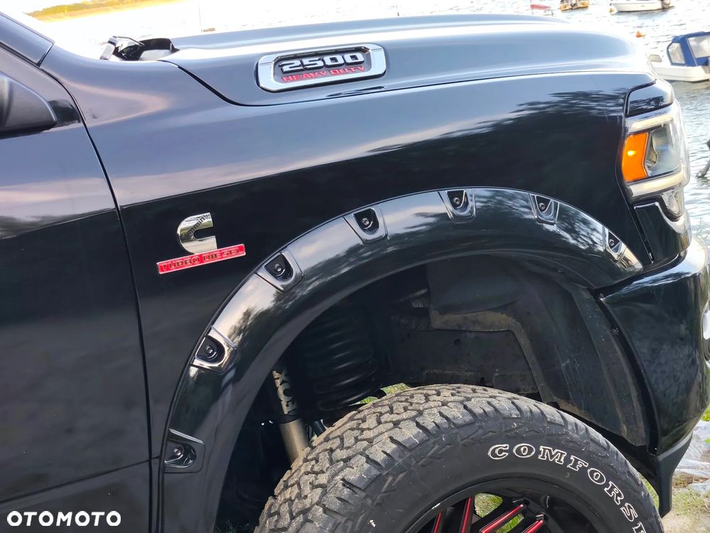RAM 2500 - 40