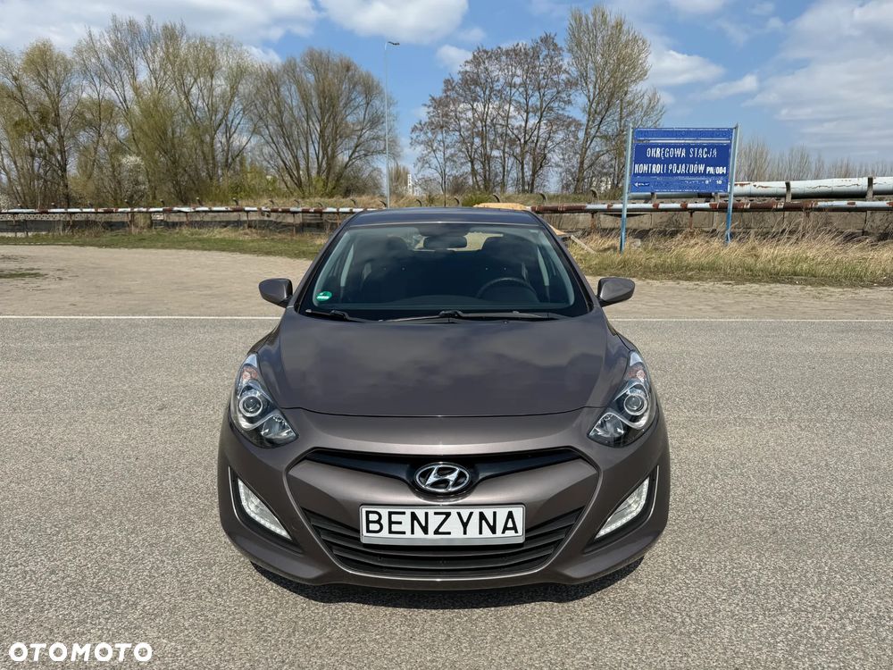 Hyundai i30 1.4 Comfort - 9