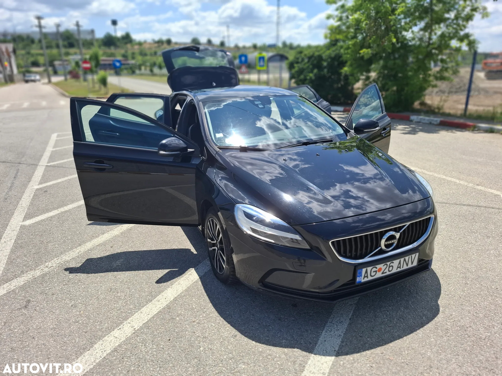 Volvo V40 D3 Aut. Momentum - 3
