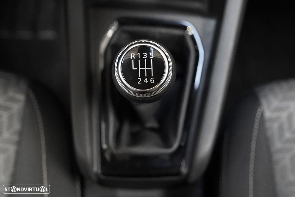 Renault Clio 1.0 TCe Evolution - 15