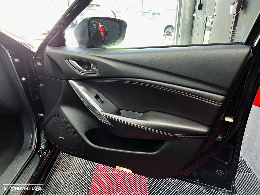 Mazda 6 M6 2.2 SKY-D Excellence Navi - 45