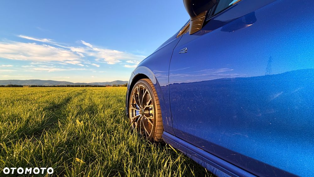 Volkswagen Golf 2.0 TSI 4Motion R DSG - 7
