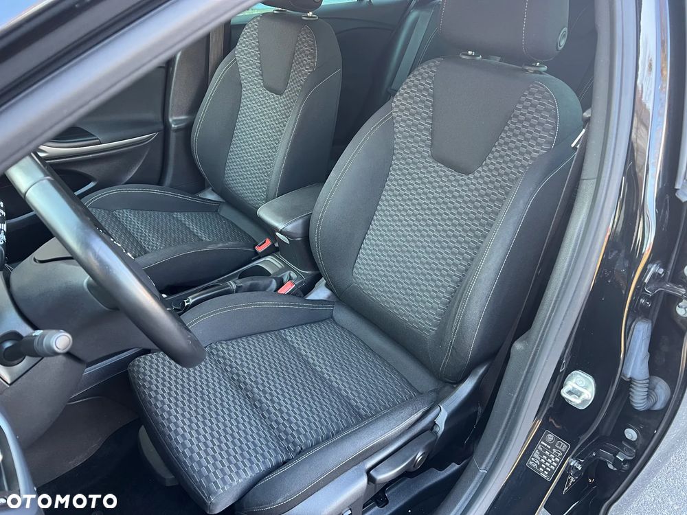 Opel Astra 1.6 D Start/Stop Dynamic - 12