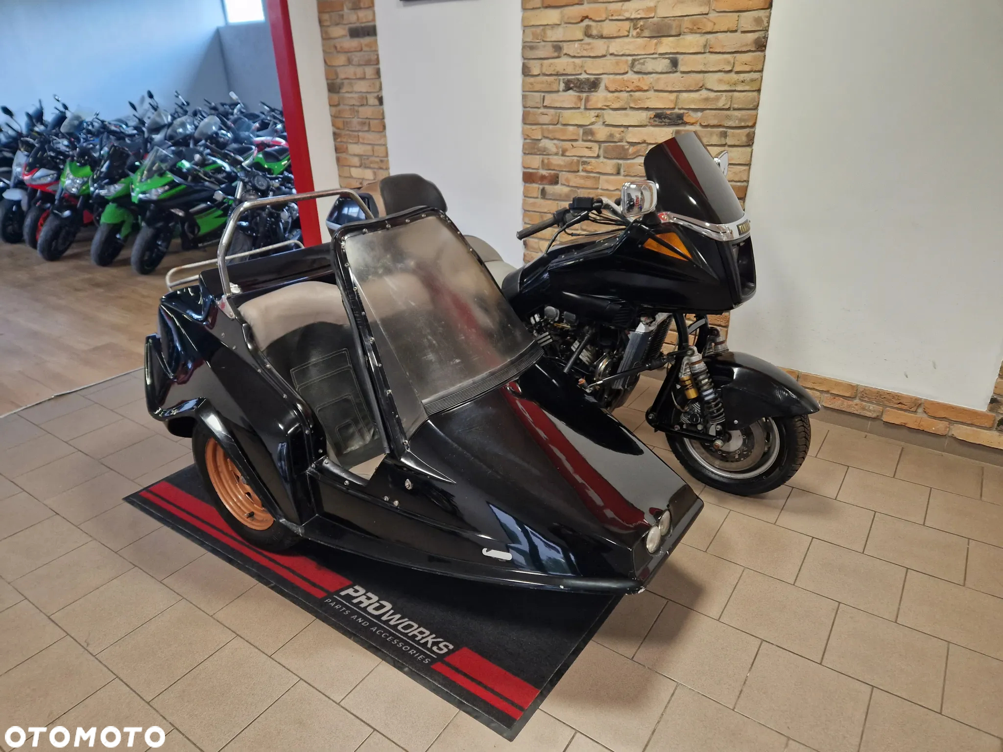 Yamaha XVZ - 2