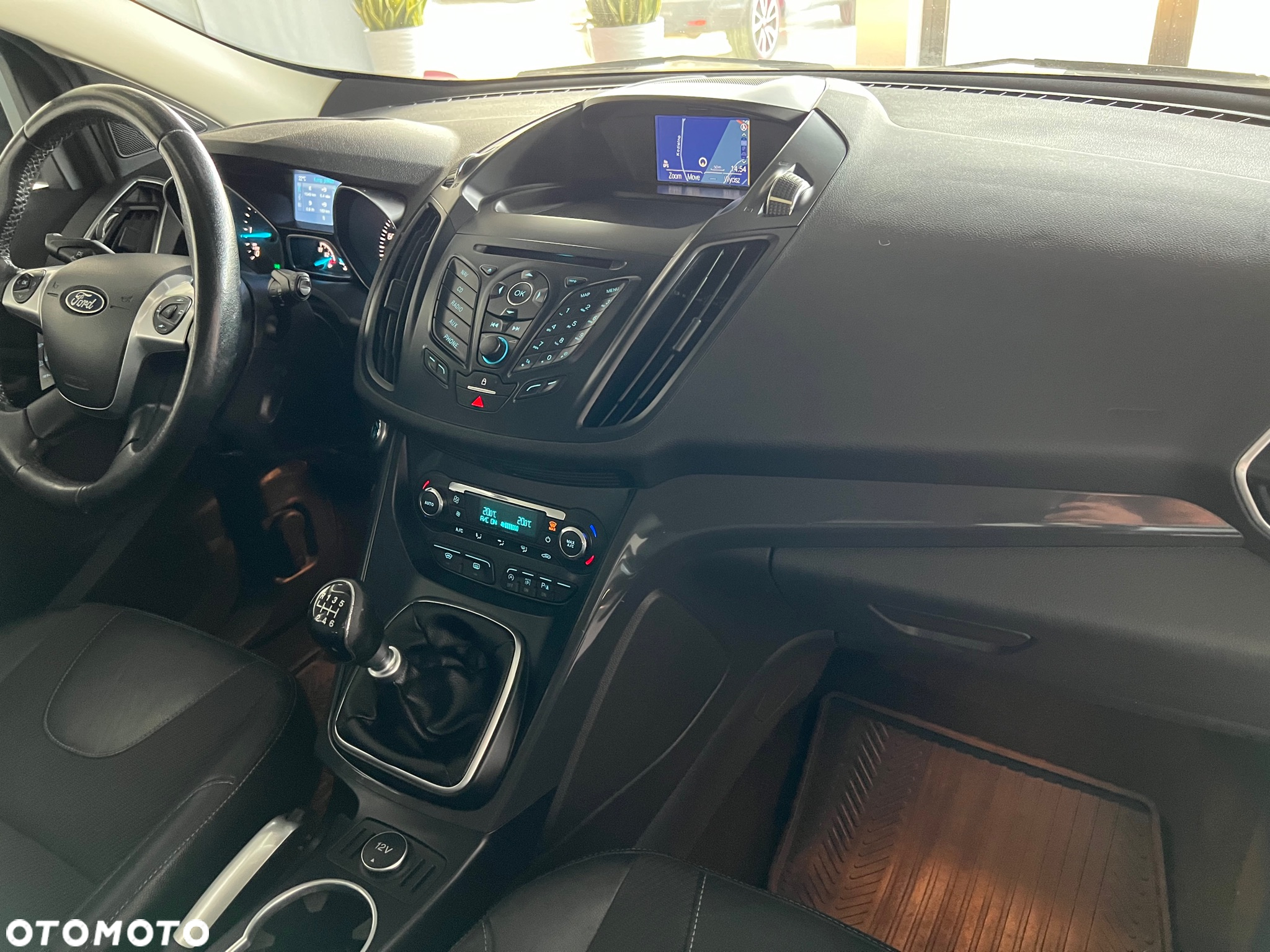 Ford Kuga - 33