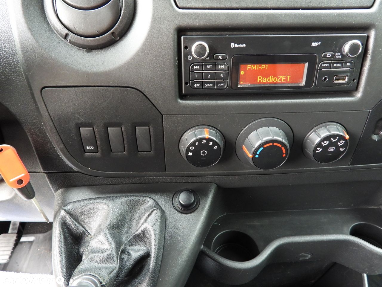 Renault MASTER WYWROTKA PODWÓJNA KABINA DOKA 7 MIEJSC  110KM - 33