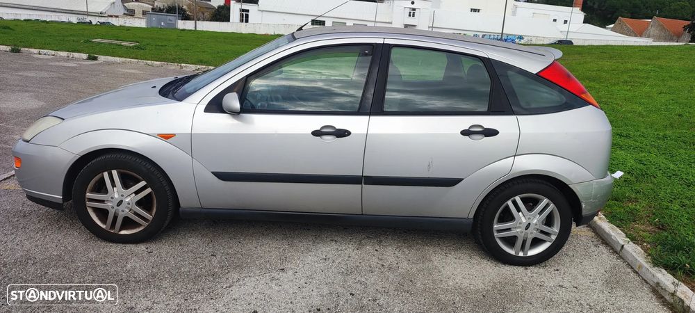 Ford Focus 1.6 F2000 - 5