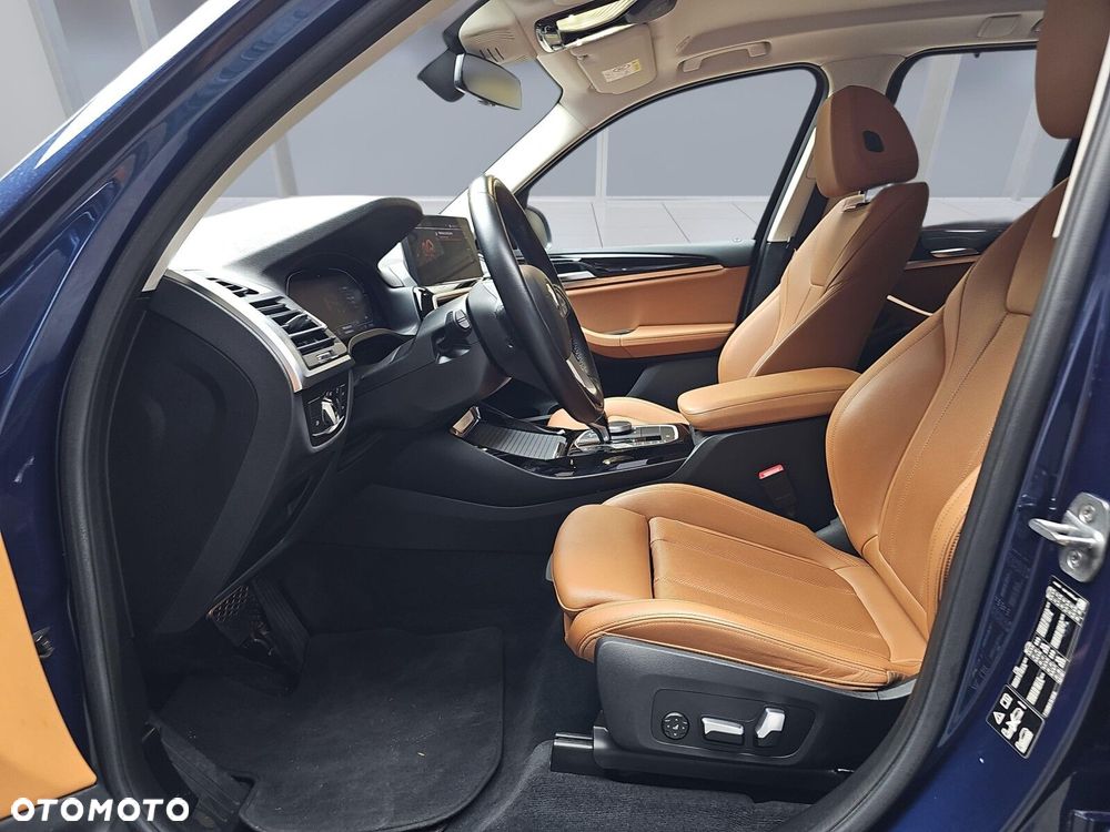 BMW X3 xDrive20d - 9