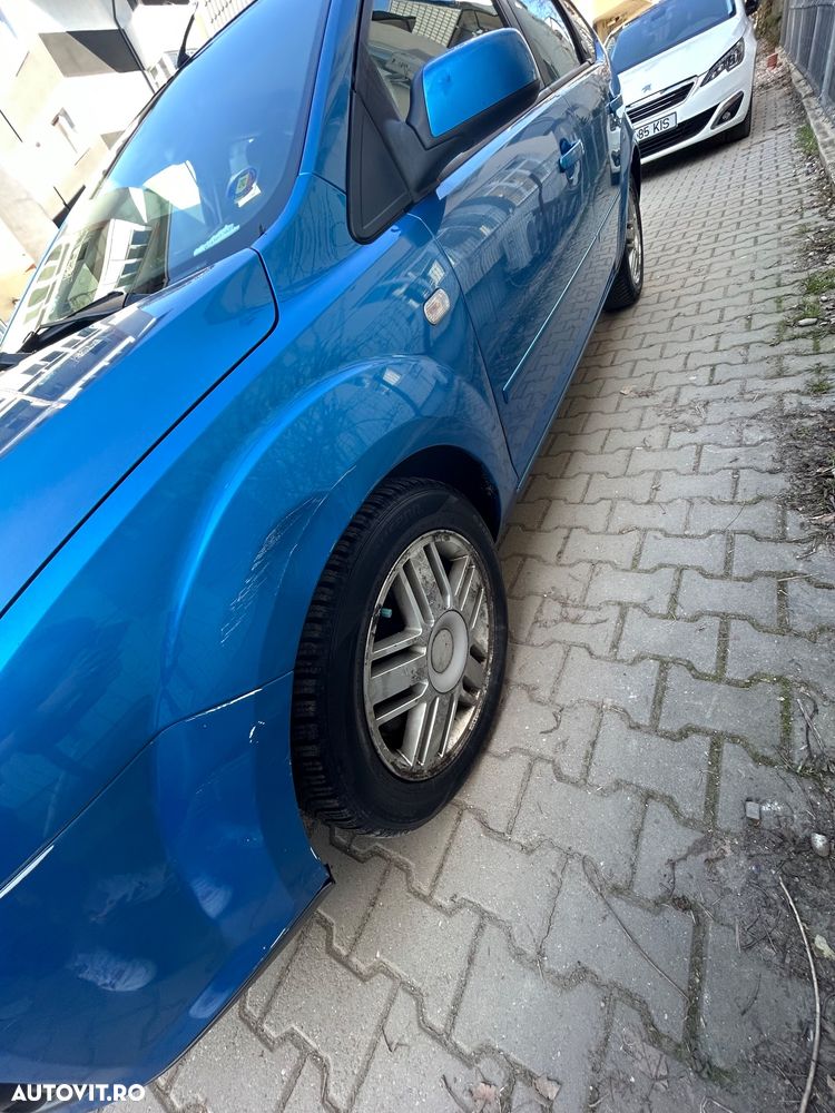 Ford Focus 1.6 Ti-VCT Ghia - 16